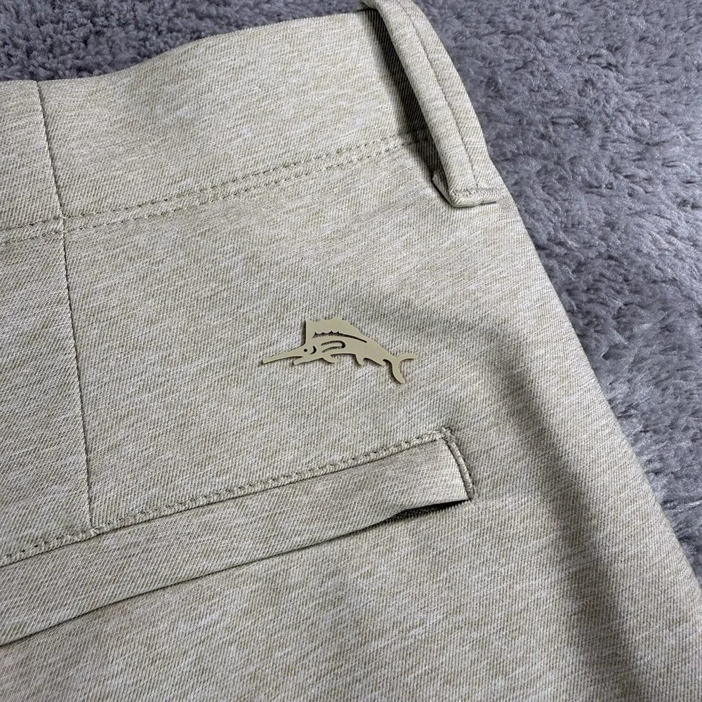 Tommy Bahama On Par 5 Pocket Pants Men 35x30 Beige Stretch Golf Activewear Chino